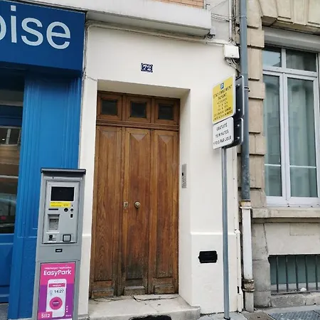 Chez La Reg'- Aux Pieds De La Cathedrale